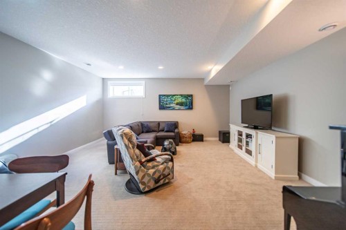 3524 41 Street Sw, Calgary, AB - Indoor