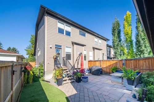 3524 41 Street Sw, Calgary, AB - Outdoor