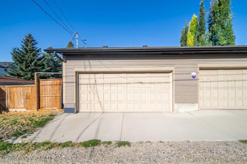 3524 41 Street Sw, Calgary, AB - Outdoor