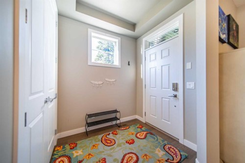 3524 41 Street Sw, Calgary, AB - Indoor Photo Showing Other Room