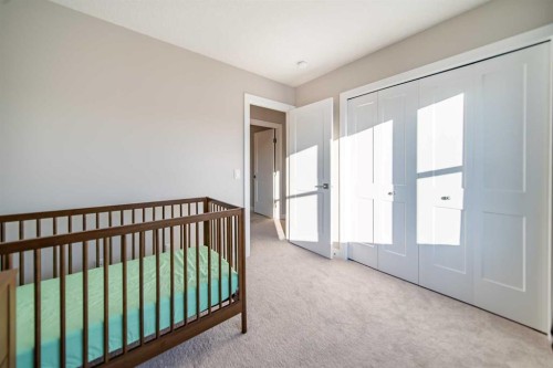 713 Crestridge Common Sw, Calgary, AB - Indoor Photo Showing Other Room