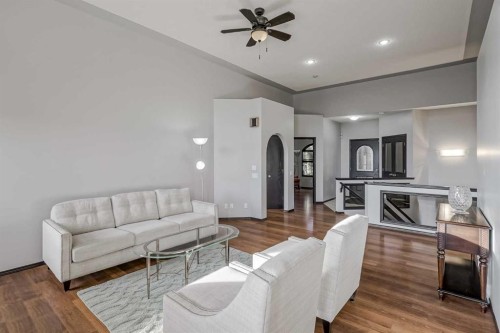 60 Mckenzie Lake Crescent Se, Calgary, AB - Indoor