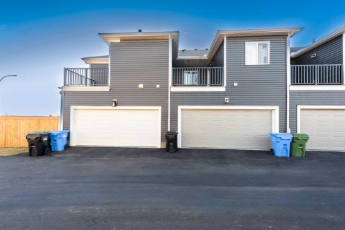 7 Cityline Heath Ne, Calgary, AB - Outdoor With Balcony With Exterior