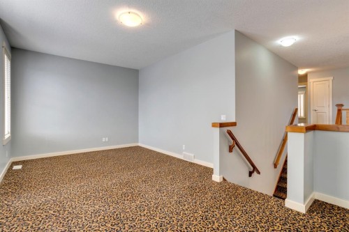 461 Discovery Ridge Boulevard Sw, Calgary, AB - Indoor Photo Showing Other Room