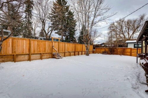149 Wildwood Drive Sw, Calgary, AB - Outdoor