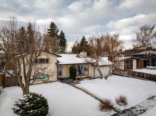 149 Wildwood Drive Sw, Calgary, AB - Outdoor