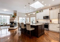 10308 Tuscany Hills Way NW Calgary, AB T3L 2A1