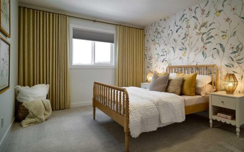 199 Starling Place Nw, Calgary, AB - Indoor Photo Showing Bedroom