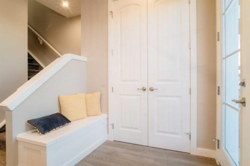 237 Cobblestone Gate Sw, Airdrie, AB - Indoor Photo Showing Other Room