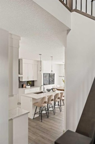 239 Creekstone Circle Sw, Calgary, AB - Indoor Photo Showing Kitchen