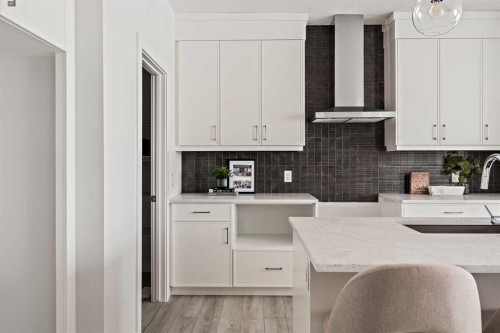 239 Creekstone Circle Sw, Calgary, AB - Indoor Photo Showing Kitchen With Upgraded Kitchen