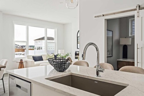 239 Creekstone Circle Sw, Calgary, AB - Indoor