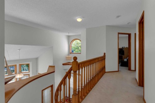 271 Mountain Park Drive Se, Calgary, AB - Indoor Photo Showing Other Room