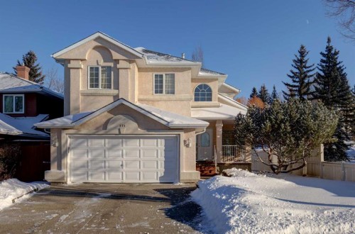 271 Mountain Park Drive Se, Calgary, AB - Outdoor With Facade