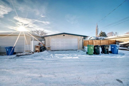 724 Millar Road Ne, Calgary, AB - Outdoor