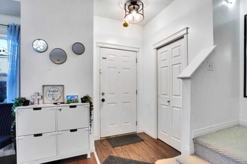 353-111 Tarawood Lane Ne, Calgary, AB - Indoor Photo Showing Other Room