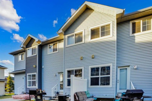 353-111 Tarawood Lane Ne, Calgary, AB - Outdoor
