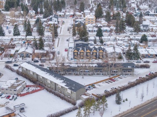 3-8112 36 Avenue Nw, Calgary, AB - Outdoor With View