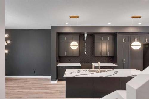 8633 48 Avenue Nw, Calgary, AB - Indoor