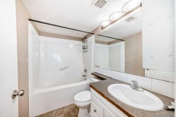 411-2000 Applevillage Court SE Calgary, AB T2A 7Z4