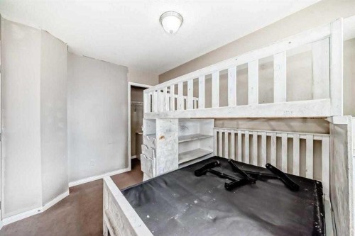 411-2000 Applevillage Court Se, Calgary, AB - Indoor Photo Showing Other Room