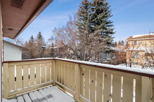 40 Edforth Road Nw, Calgary, AB - Outdoor With Balcony