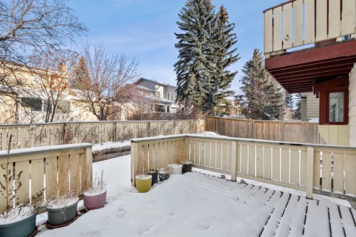 40 Edforth Road Nw, Calgary, AB - Outdoor
