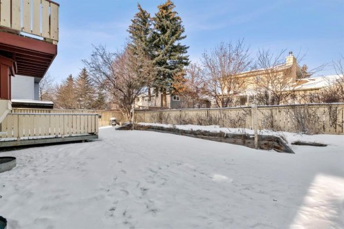 40 Edforth Road Nw, Calgary, AB - Outdoor
