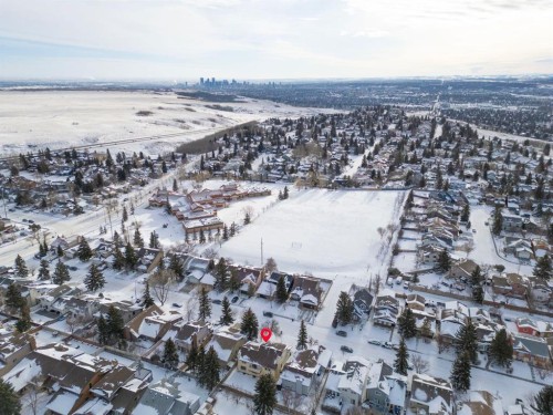 40 Edforth Road Nw, Calgary, AB - Outdoor With View