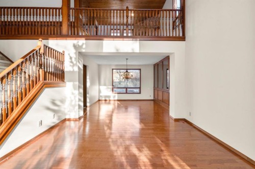40 Edforth Road Nw, Calgary, AB - Indoor Photo Showing Other Room