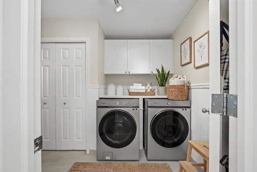 232 Oakmere Place, Chestermere, AB - Indoor Photo Showing Living Room