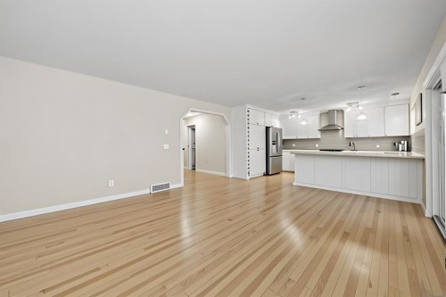 232 Oakmere Place, Chestermere, AB - Indoor
