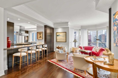 804-690 Princeton Way Sw, Calgary, AB - Indoor