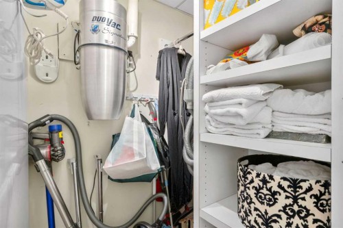 804-690 Princeton Way Sw, Calgary, AB - Indoor