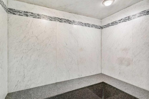 804-690 Princeton Way Sw, Calgary, AB - Indoor Photo Showing Other Room