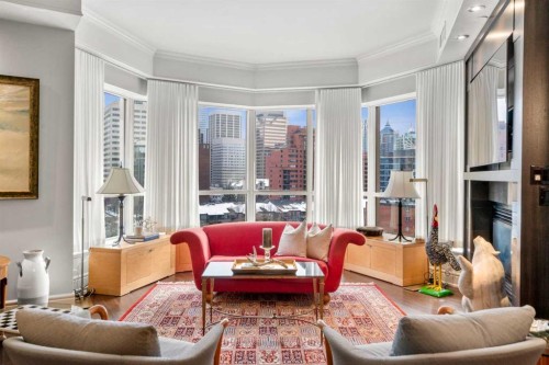 804-690 Princeton Way Sw, Calgary, AB - Indoor Photo Showing Living Room