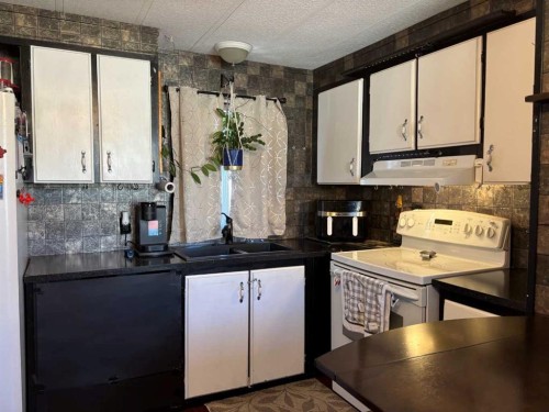 31-649 Main Street, Airdrie, AB 