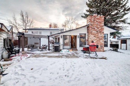107 Fawn Crescent Se, Calgary, AB - Outdoor