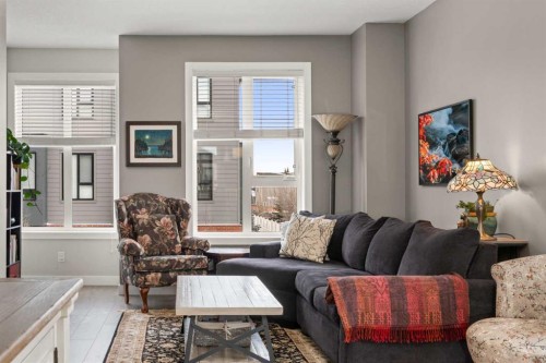 512 Drake Landing Wynd, Okotoks, AB - Indoor Photo Showing Living Room