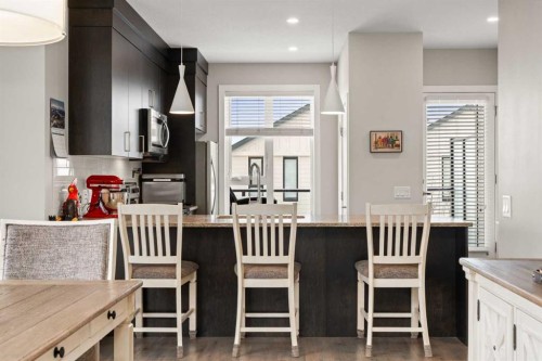 512 Drake Landing Wynd, Okotoks, AB - Indoor