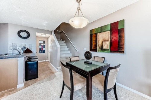 10-21 Mckenzie Towne Gate Se, Calgary, AB - Indoor Photo Showing Other Room