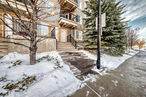10-21 Mckenzie Towne Gate Se, Calgary, AB - Outdoor