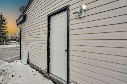 58 Lakeview Bay, Chestermere, AB - Outdoor With Exterior