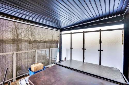 58 Lakeview Bay, Chestermere, AB -  Photo Showing Other Room