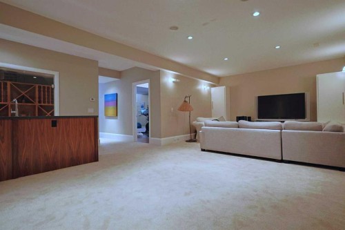 1707 Broadview Road Nw, Calgary, AB - Indoor