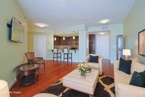 609-16 Varsity Estates Circle Nw, Calgary, AB - Indoor Photo Showing Living Room