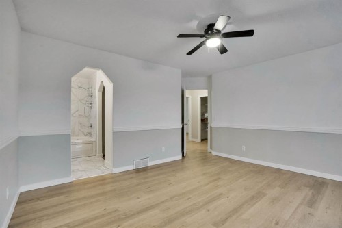 58 Lakeview Bay, Chestermere, AB 