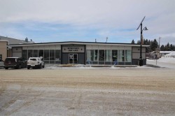 5016 50 Street  Eckville, AB T0M 0X0