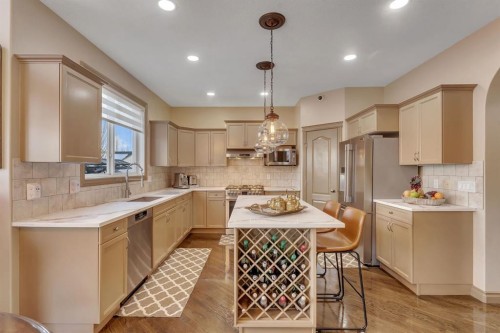 149 West Creek Boulevard, Chestermere, AB - Indoor Photo Showing Kitchen