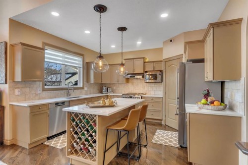 149 West Creek Boulevard, Chestermere, AB - Indoor Photo Showing Kitchen With Upgraded Kitchen